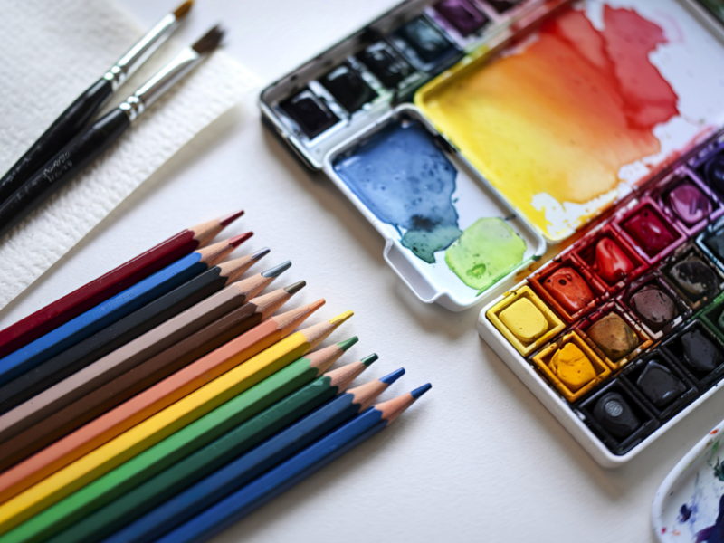 thumbnail Laboratorio colori nell’erba a Onore