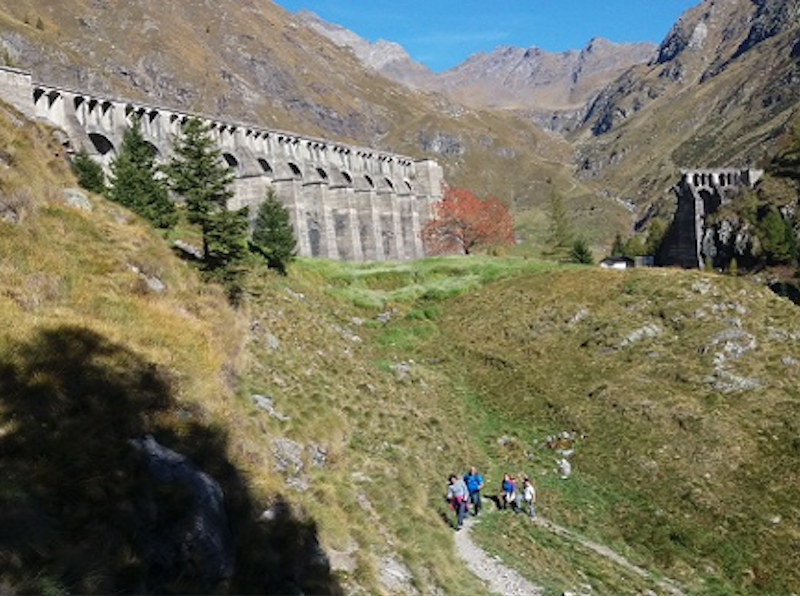 thumbnail Escursione autunnale alla Diga del Gleno