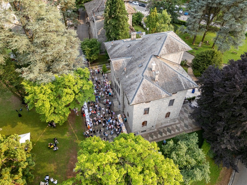 thumbnail Pasqua tra le sequoie e gli affreschi – Neuchatel