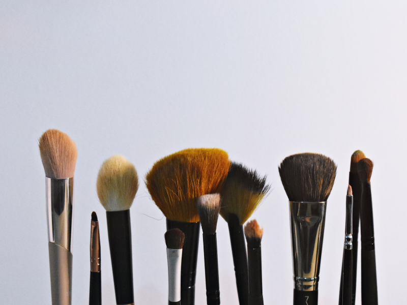 thumbnail Corso di make-up – Beauty essentials