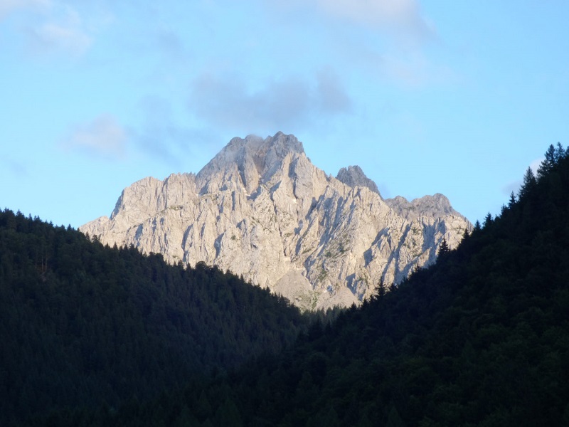 thumbnail Una luce sul Pizzo Camino