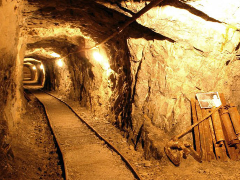 thumbnail Tour speleologico – XVI giornata delle Miniere