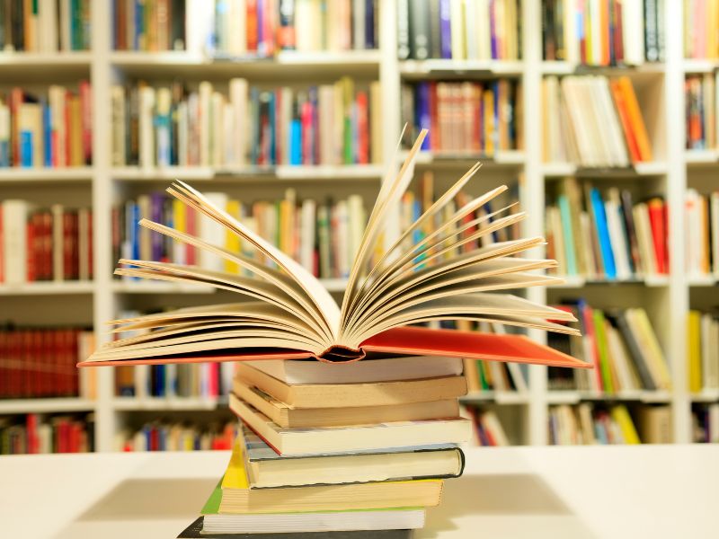 thumbnail Presentazione libro – Senza giri di parole